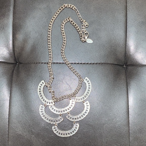 Loft Outlet Bohemian Statement Necklace - Picture 4 of 4